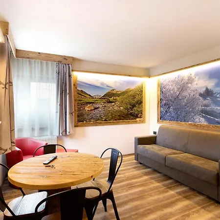 Leur Gusja Golp Bilocale Apartament