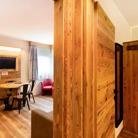 Apartament Leur Gusja Golp Bilocale *